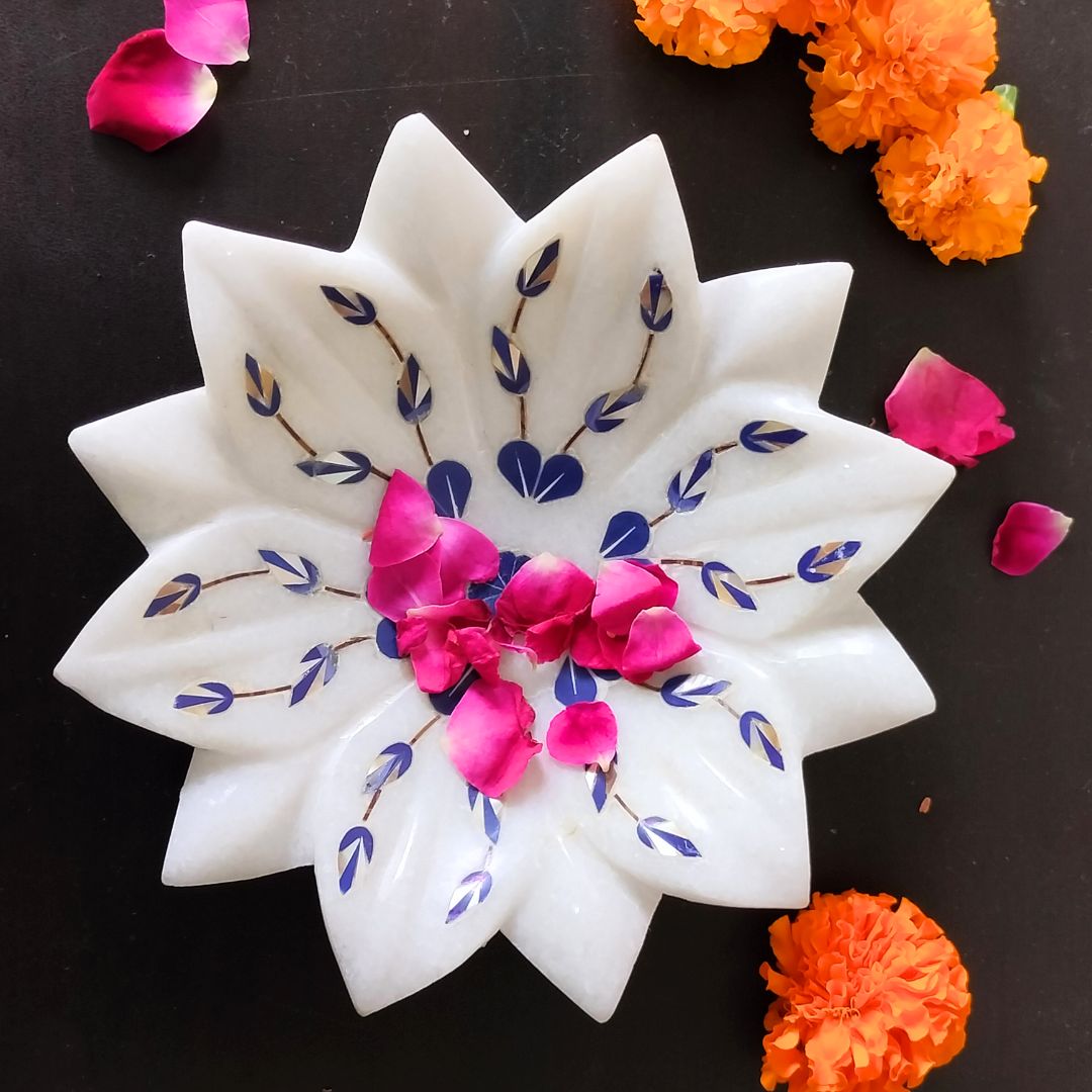White Marble Inlay Urli