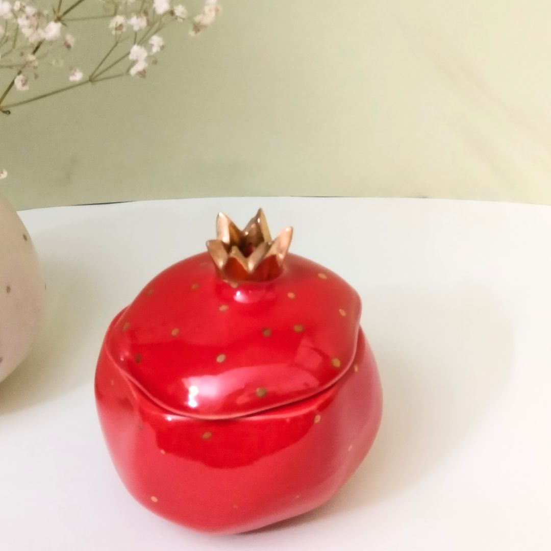 Pomegranate Red Jar with Lid