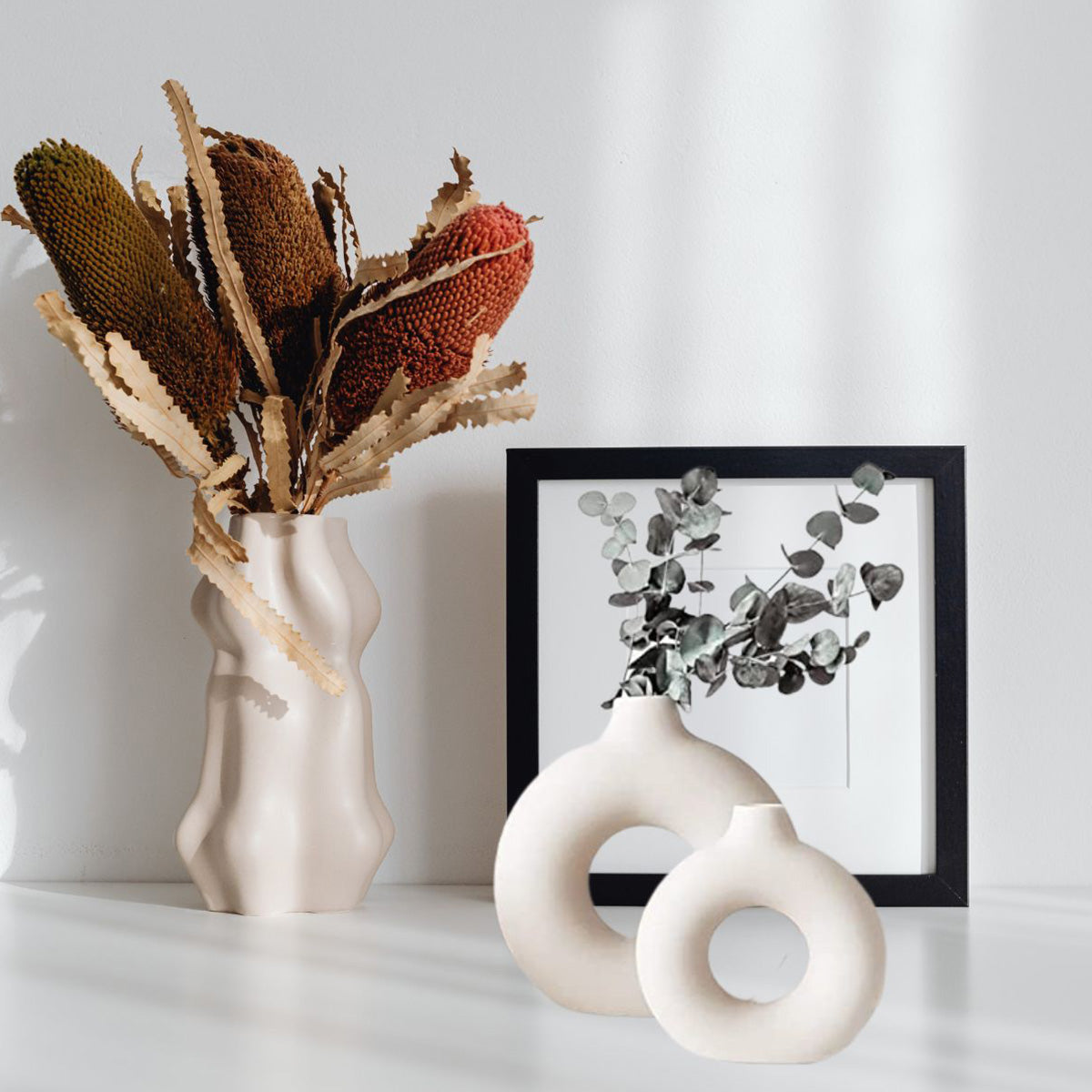 White Donut Shape Vase for Home Décor