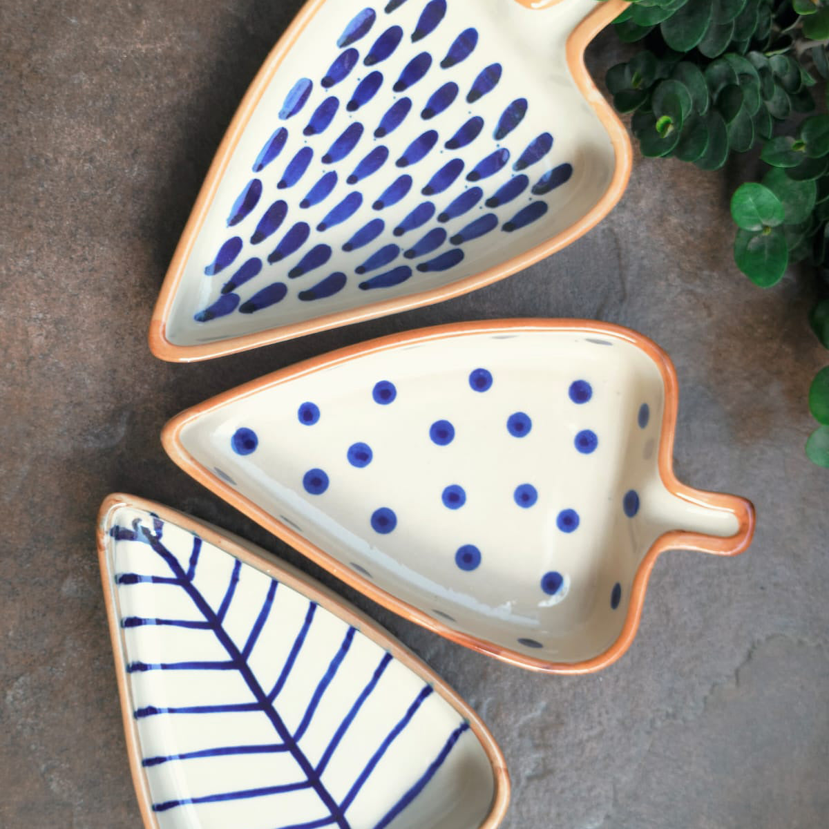 Hand-Painted Ceramic Leaf-Shaped Blue Drops Glossy Serving Platter | Set of 1